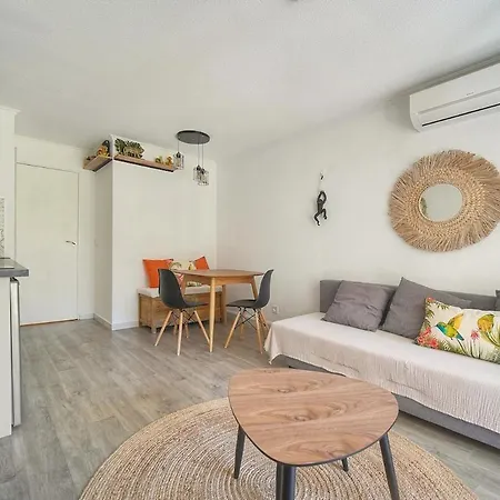 Francia 2p With Splendid Pool -private Апартаменты